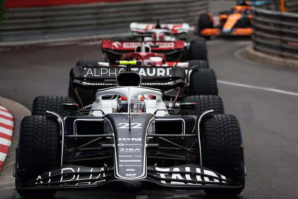 Yuki Tsunoda, AlphaTauri AT03, Valtteri Bottas, Alfa Romeo C42
