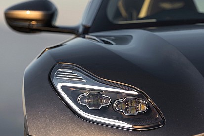 Vidéos - L'Aston Martin DB11 dans le moindre détail !