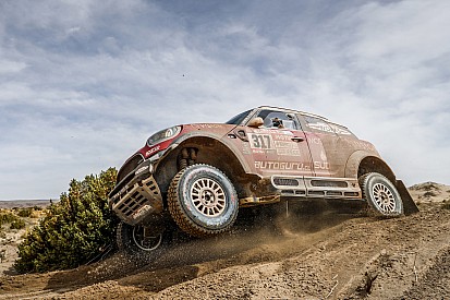 Baba Sainz, 2019 Dakar Rallisi için X-raid Mini takımına katıldı