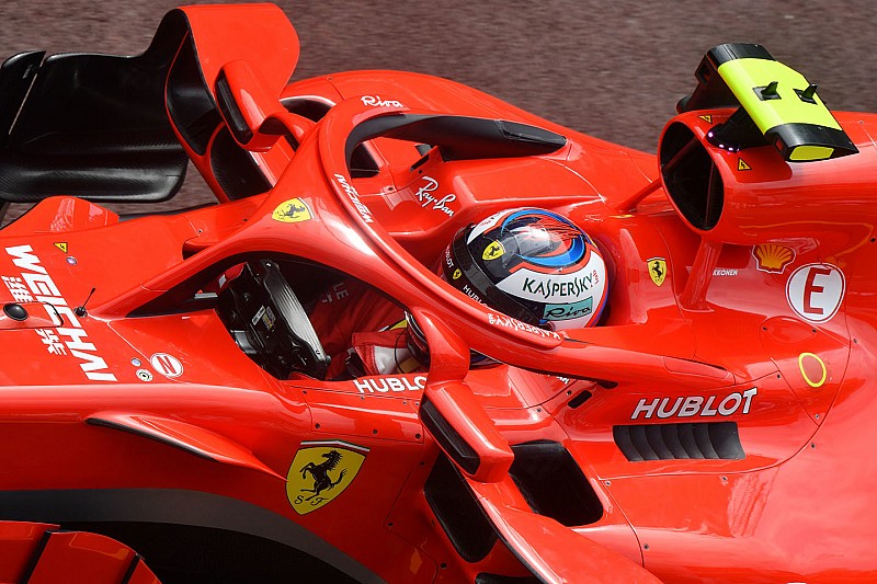Відео: зміни дзеркала заднього виду Ferrari