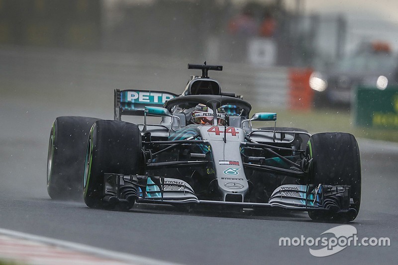Хэмилтон выиграл дождевую квалификацию в Спа, Racing Point стартует со второго ряда