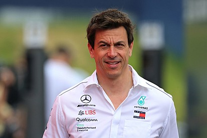 Wolff fan van DRS: “Ik zou het overal vrijgeven”