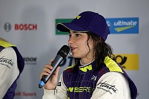 Chadwick correrá en Extreme E con Veloce Racing