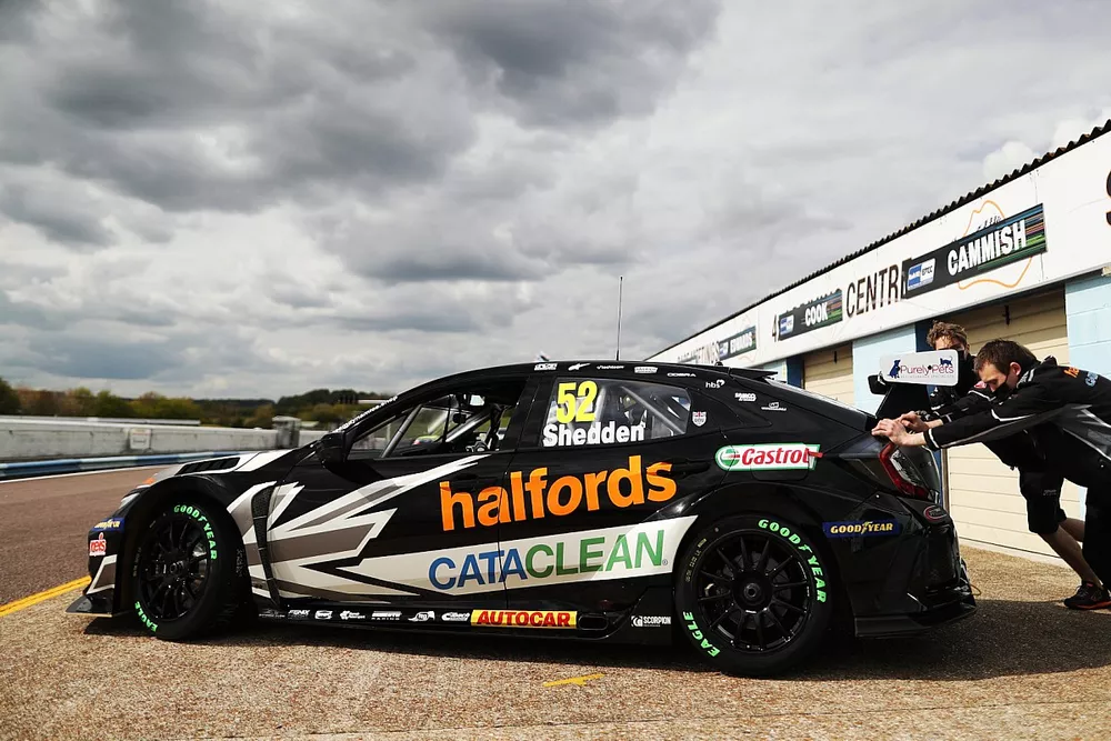 Gordon Shedden Thruxton BTCC 2021 JEP
