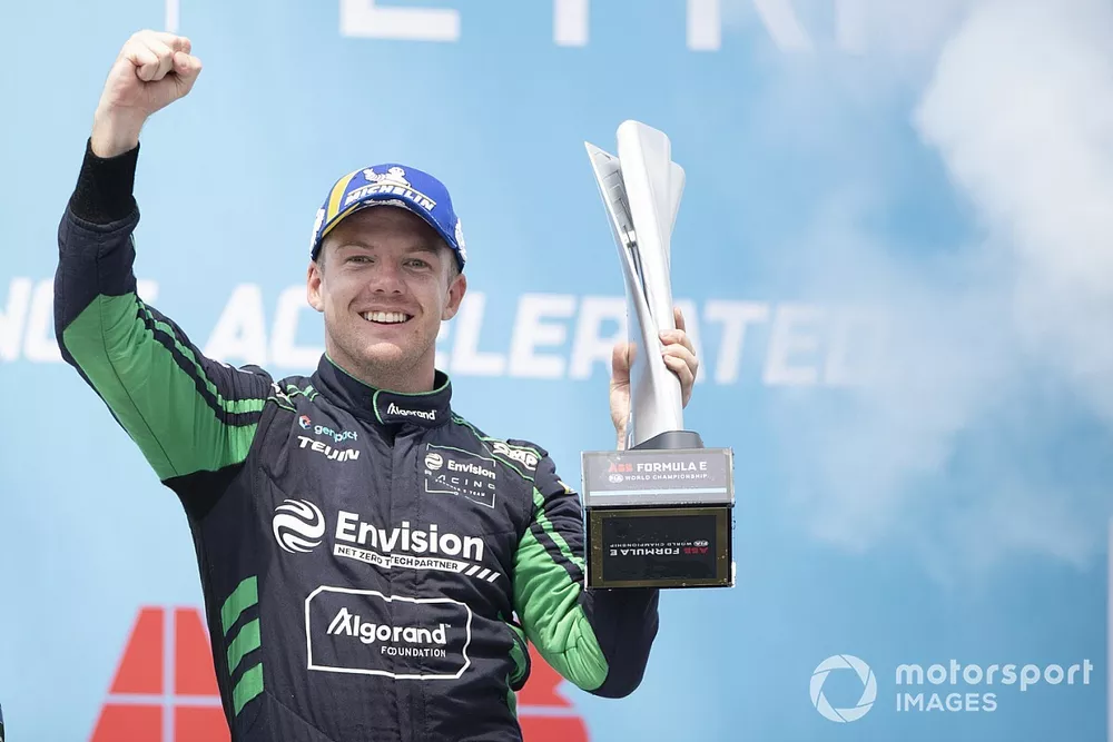 Nick Cassidy, Envision Racing, 1st position, celebrates on the podium with his trophy