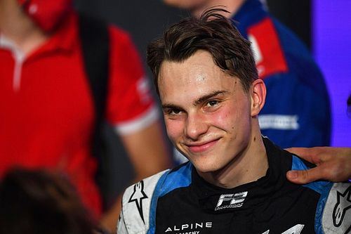 Oscar Piastri gana el premio Autosport al mejor novato del año