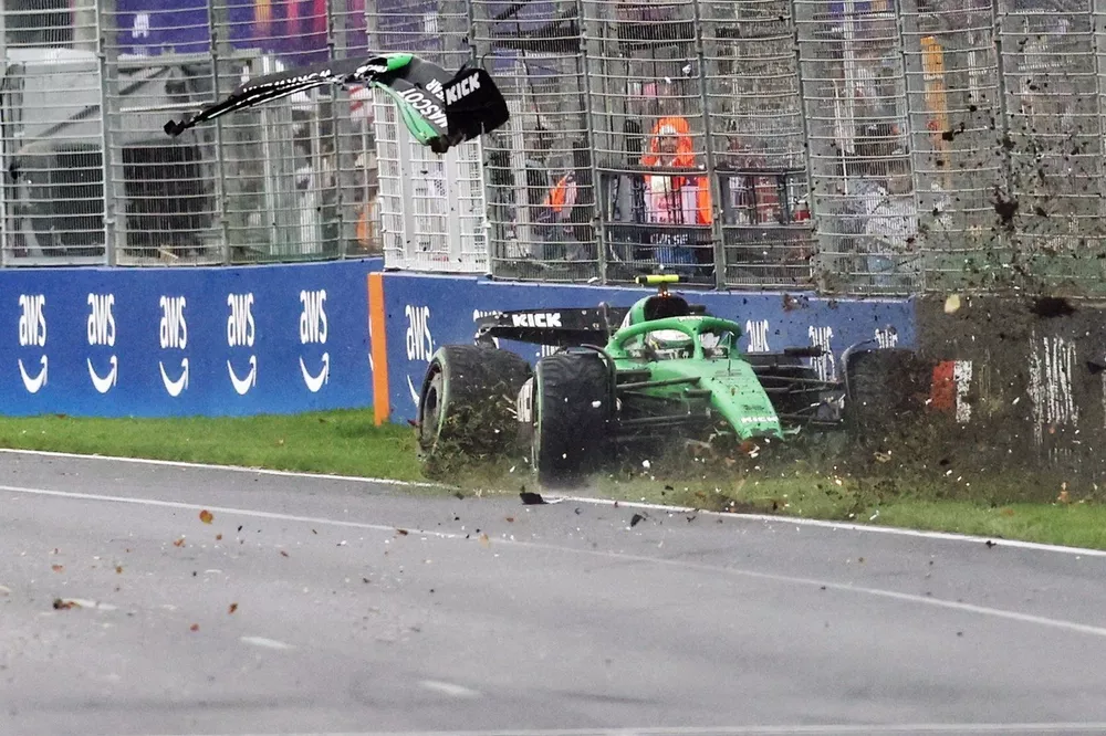 Accidente de Gabriel Bortoleto, Sauber
