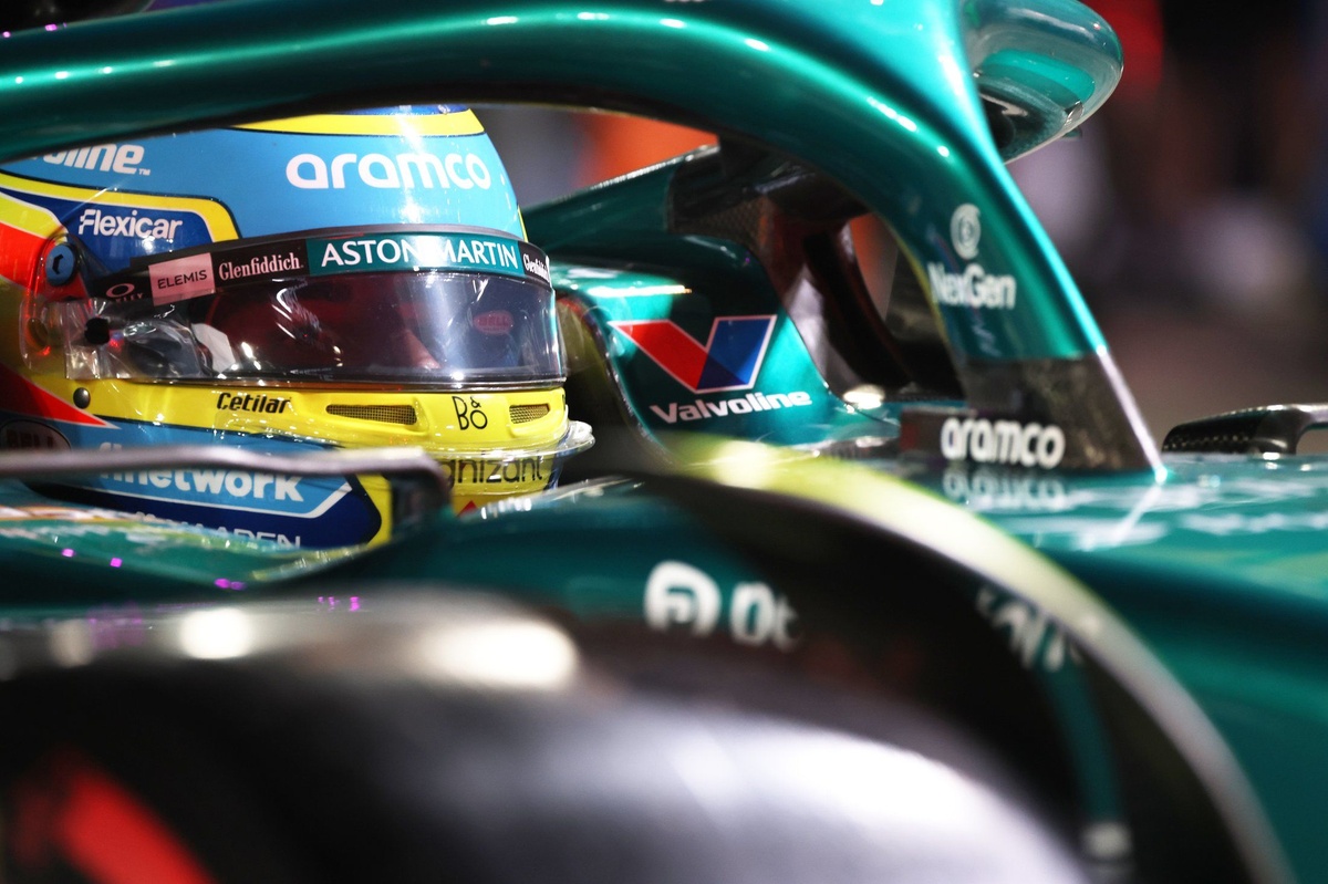 Alonso, resignado: «Para hacer mejor que 9º o 10º, tiene que pasar de todo» 