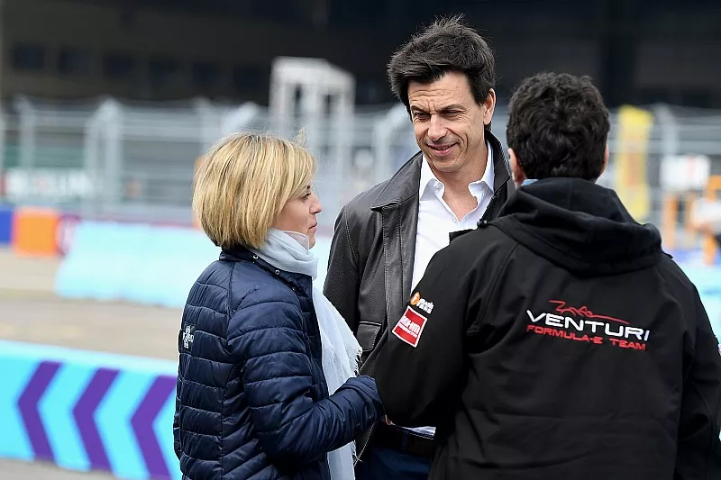 Toto Wolff, Executive Director, Mercedes AMG. with Susie Wolff, founder of Dare to be Different