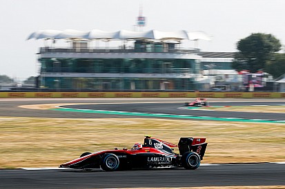 GP3 Silverstone: Zafer Hubert'ın, ilk üç ART GP'nin