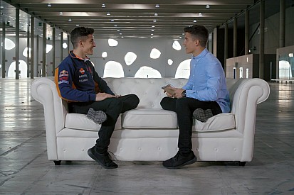 Vídeo: Marc Márquez se entrevista a sí mismo
