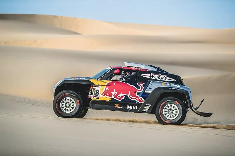 #304 X-Raid Mini JCW Team: St&eacute;phane Peterhansel, David Castera
