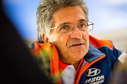 Hyundai cambia de jefe de equipo