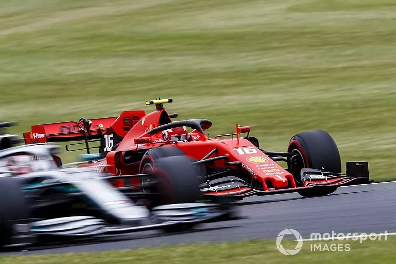 Charles Leclerc, Ferrari SF90, double Lewis Hamilton, Mercedes AMG F1 W10