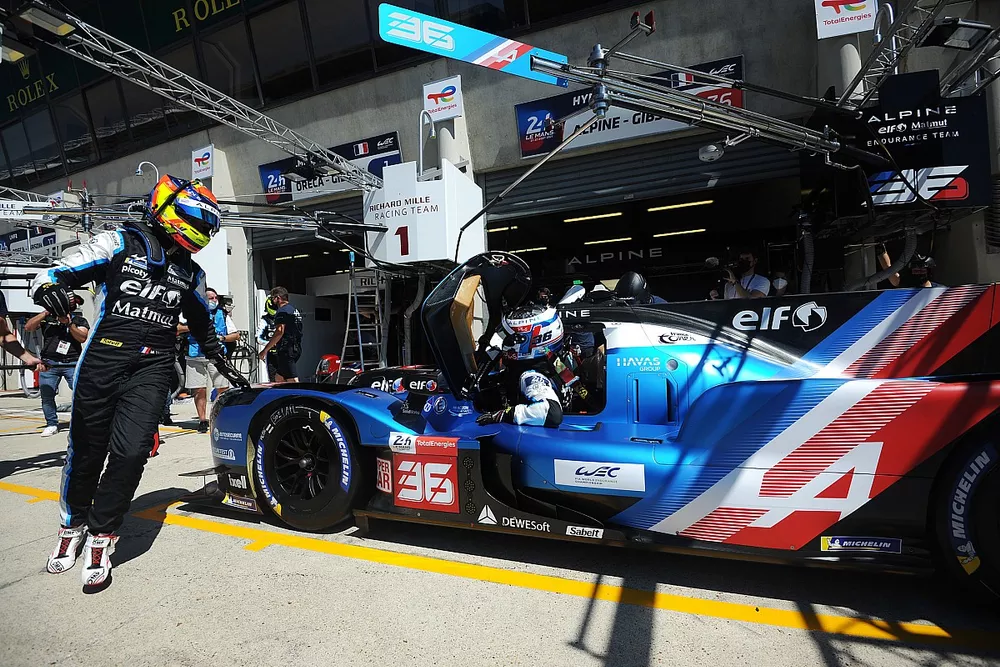 #36 Alpine Elf Matmut Alpine A480 - Gibson Hypercar, Andr&eacute; Negr&atilde;o, Matthieu Vaxiviere