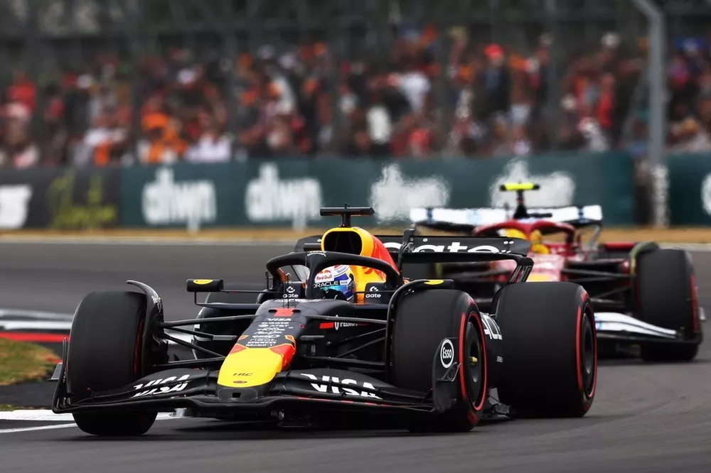 Lewis Hamilton, Ferrari, Max Verstappen, Red Bull Racing
