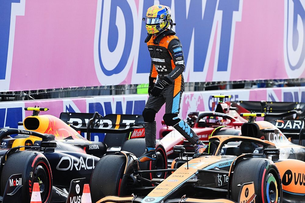 Lando Norris, McLaren, en el Parc Ferme tras la clasificación