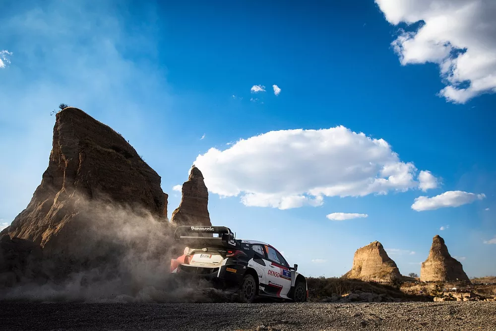 S&eacute;bastien Ogier, Vincent Landais, Toyota Gazoo Racing WRT Toyota GR Yaris Rally1