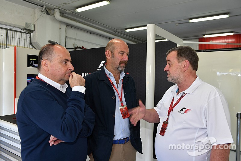 F1’in iletişim direktörü Howell görevinden ayrıldı