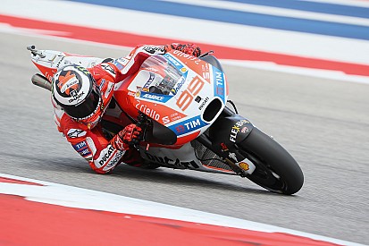Lorenzo : "Peut-être que Ducati doit changer ses priorités"