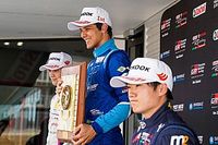 Igor Fraga volta a vencer em Hampton Downs e assume lideran&ccedil;a da Toyota Racing Series