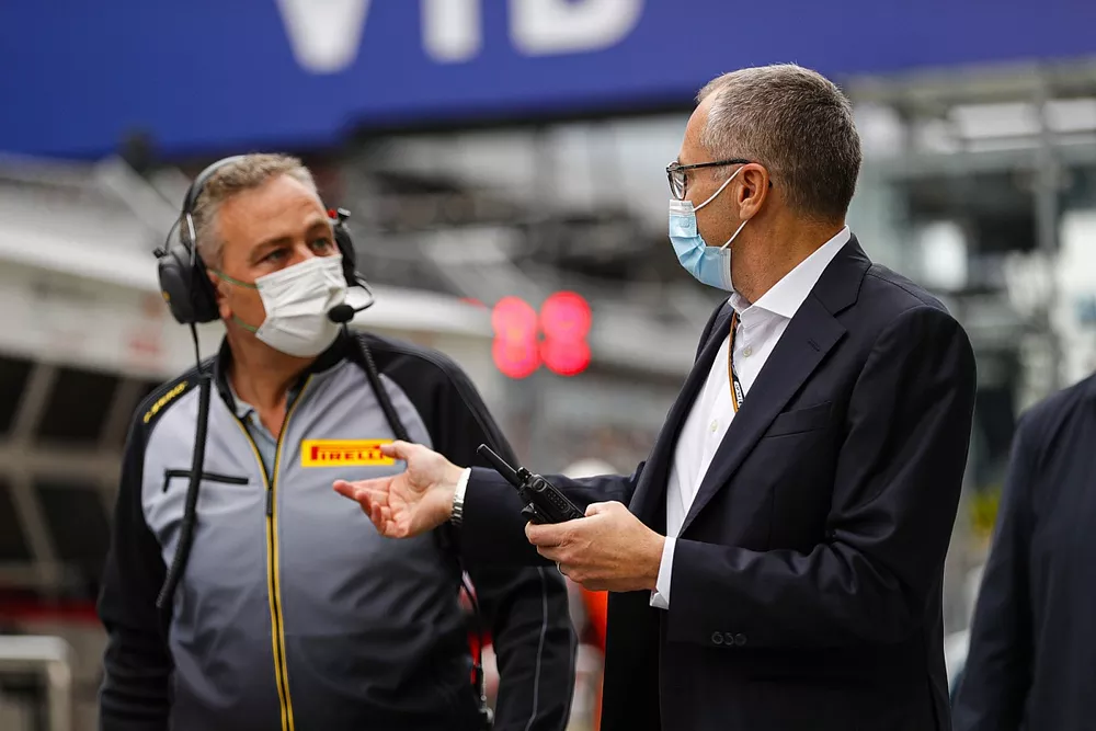 Mario Isola, Racing Manager, Pirelli Motorsport, and Stefano Domenicali, CEO, Formula 1 