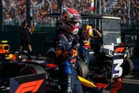 Verstappen, al despiste, logra la pole en Australia F1 delante de Sainz