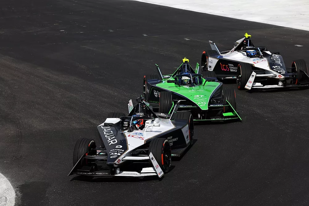 Mitch Evans, Jaguar Racing, Nick Cassidy, Envision Racing, Sam Bird, Jaguar Racing