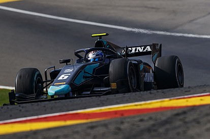 Latifi usa pole e vence corrida 2 em Spa; Sette Câmara é 9º