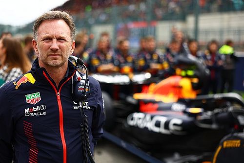 Horner admite "mucho inter&eacute;s" por el segundo Red Bull F1 para 2025