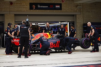 A Ricciardo le advirtieron de antemano de lo que le pasó a Verstappen