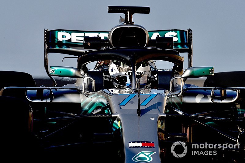 Wolff diz não ter perdido confiança em Bottas, mas vê Ocon como
