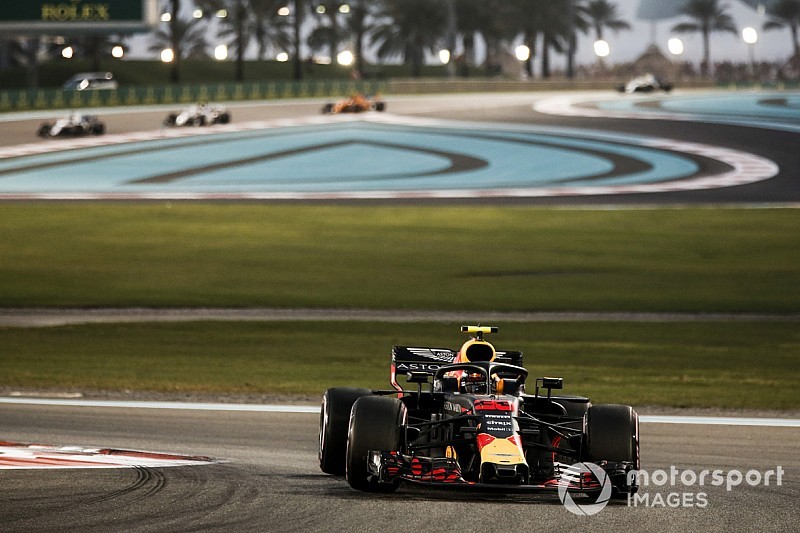 Verstappen blinded by oil from Gasly's Honda engine