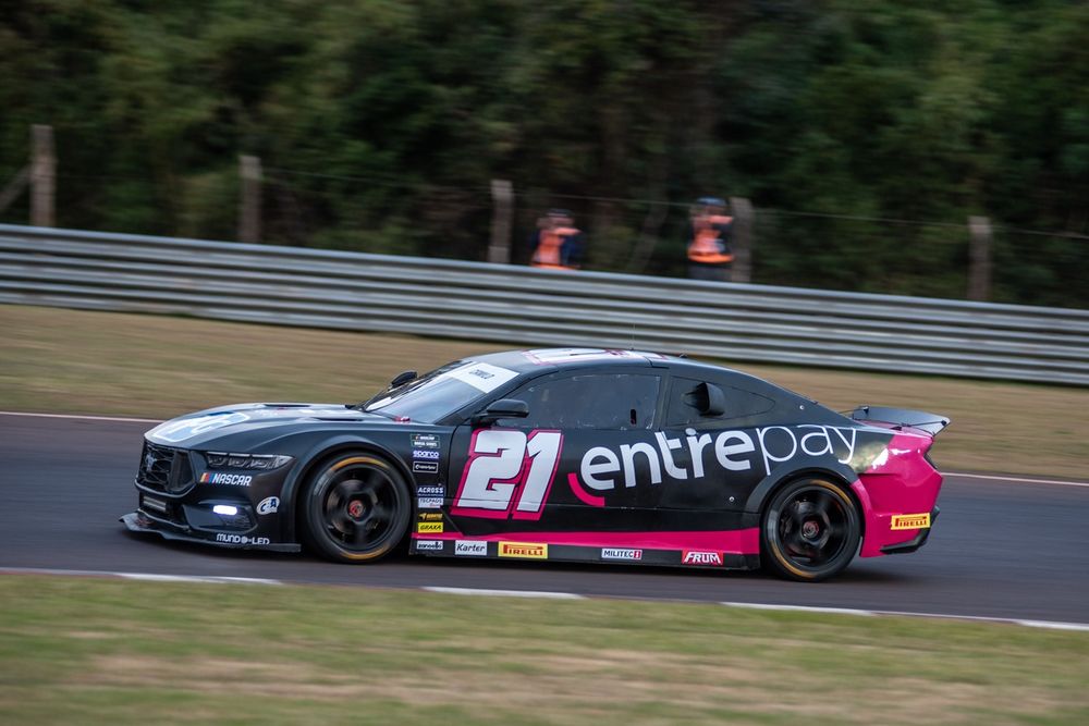 Thiago Camilo, Ford #21