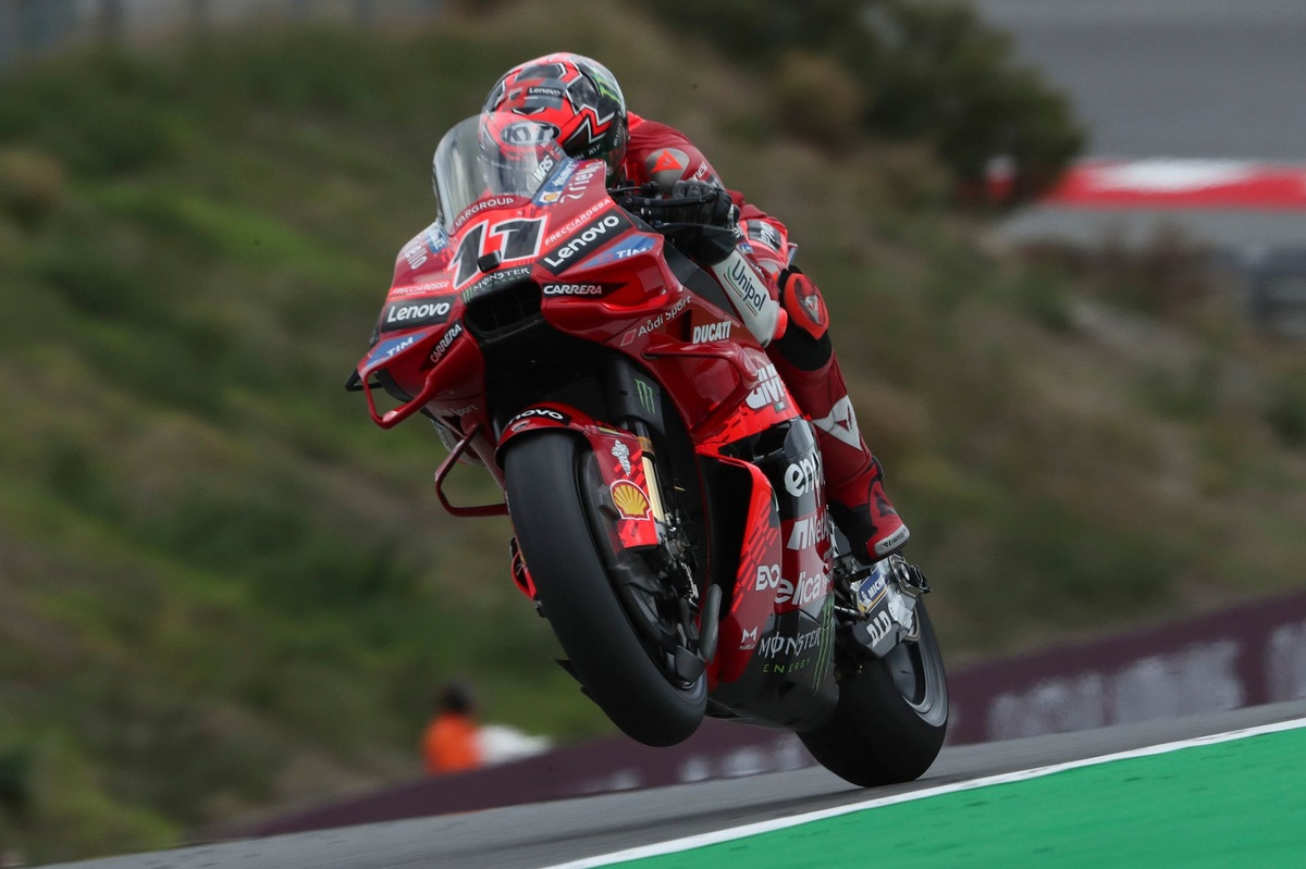 Nicolo Bulega overcomes WSBK instincts to score on debut, eyes MotoGP future thumbnail