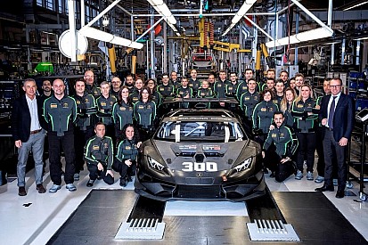 Nuovo record per Lamborghini Squadra Corse: prodotta la 300esima Huracán