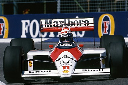 Video: Wie heeft de legendarische McLaren MP4/4 ontworpen?