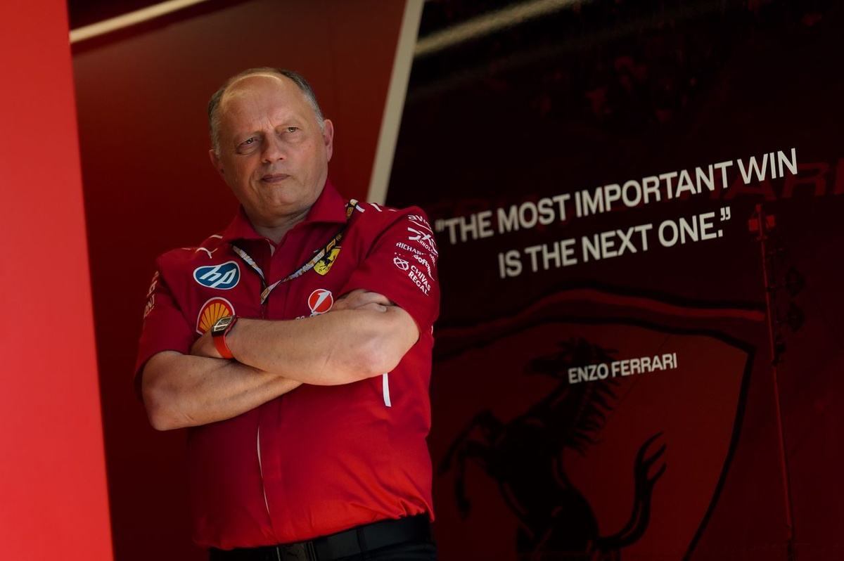 F1: Ferrari se prepara para melhora em Ímola e traz atualizações