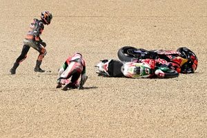 Zarco en Binder snel klaar in sprintrace: "Het werd een sandwich"