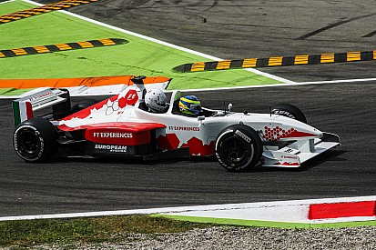A Minardi kétüléses F1-es autója a Hyundai TCR gépe ellen fog versenyezni Ausztráliában