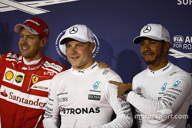 Bottas behaalt eerste pole in Formule 1, zesde startplek Verstappen