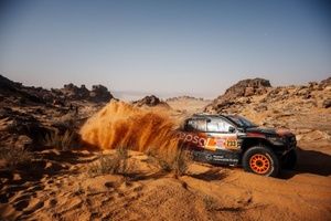 Isidre Esteve abandona el Dakar 2026, y lesionado, por un accidente