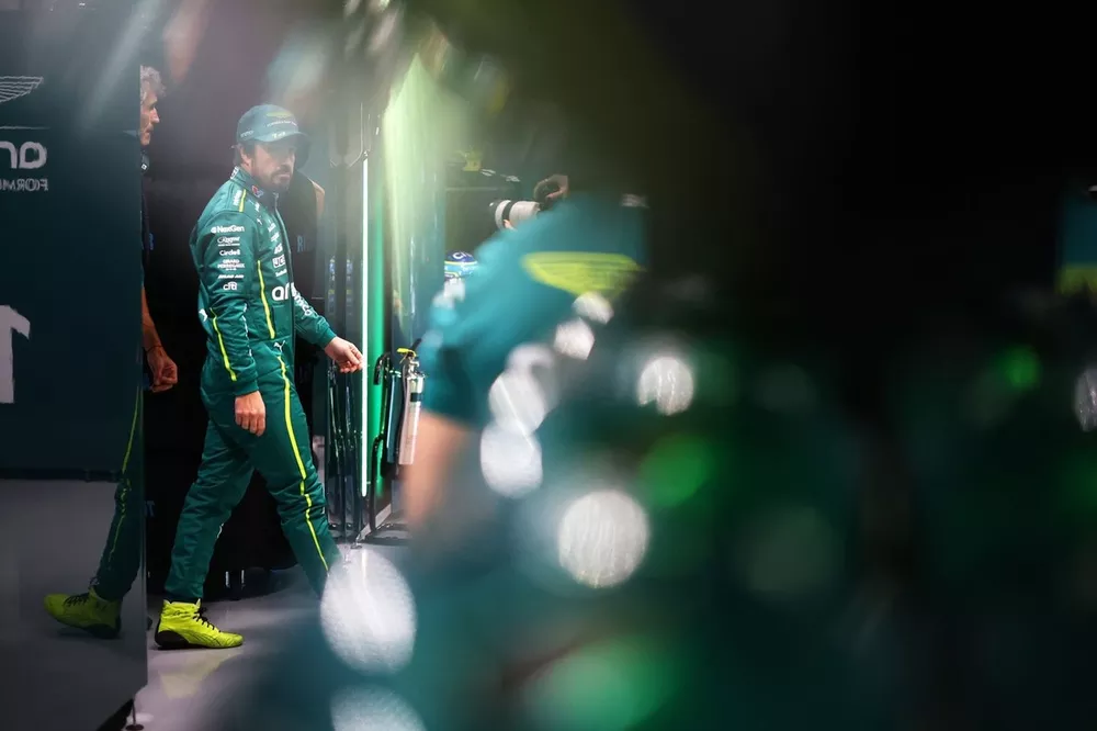 Fernando Alonso, Aston Martin Racing