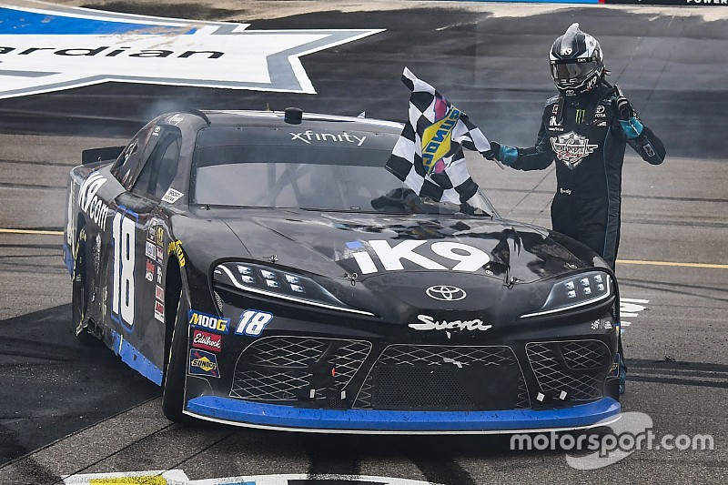 Kyle Busch continues Xfinity Series domination at Phoenix