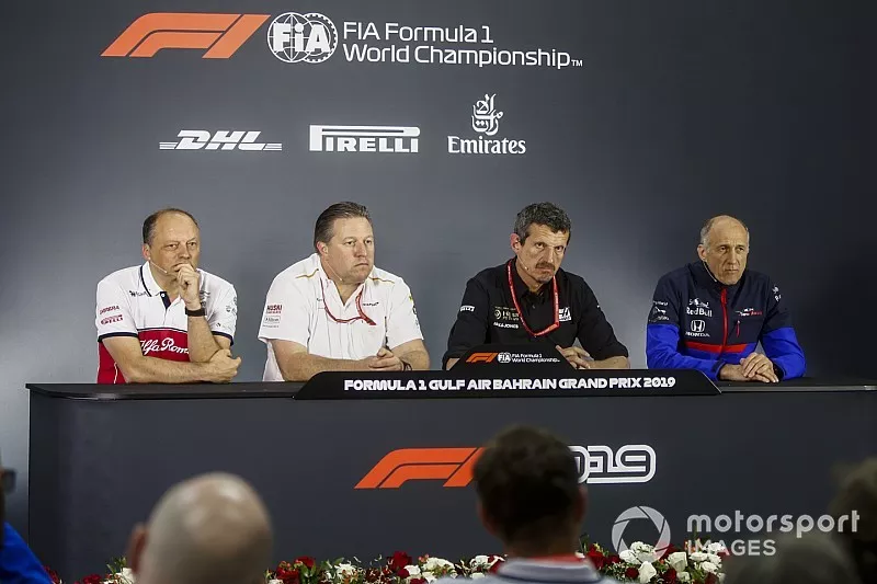 Frederic Vasseur, Team Principal, Alfa Romeo Racing, Zak Brown, McLaren Executive Director, Guenther Steiner, Team Principal, Haas F1, and Franz Tost, Team Principal, Toro Rosso, in the team principals Press Conference