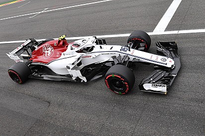 В Sauber согласились ждать, пока Ferrari назовет своего второго пилота