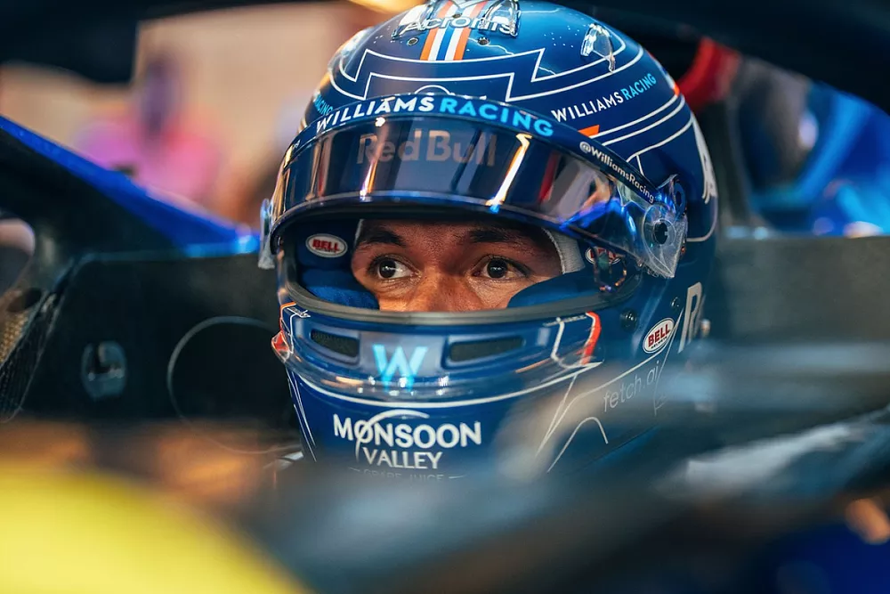 Alex Albon, Williams FW44