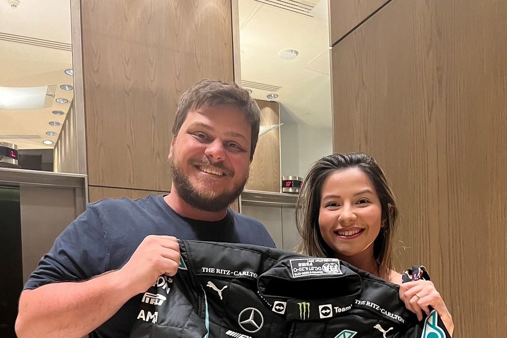 Regalo de boda de Mercedes a una pareja