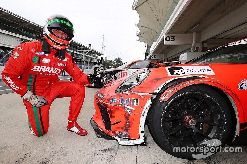 Miguel Paludo comemora pole em Interlagos