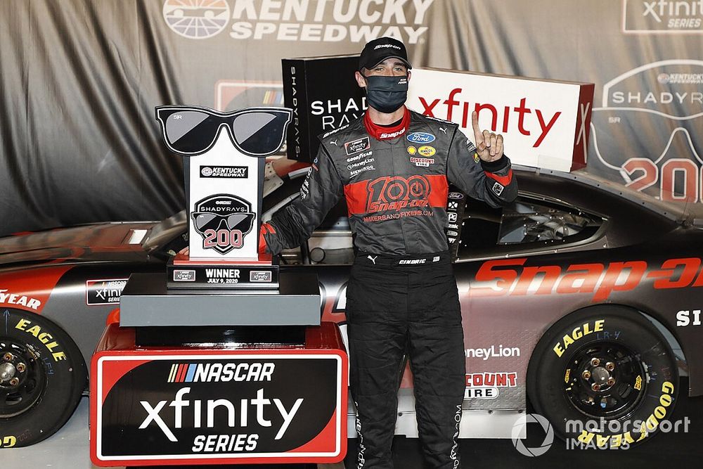 Race Winner Austin Cindric, Team Penske, Ford Mustang